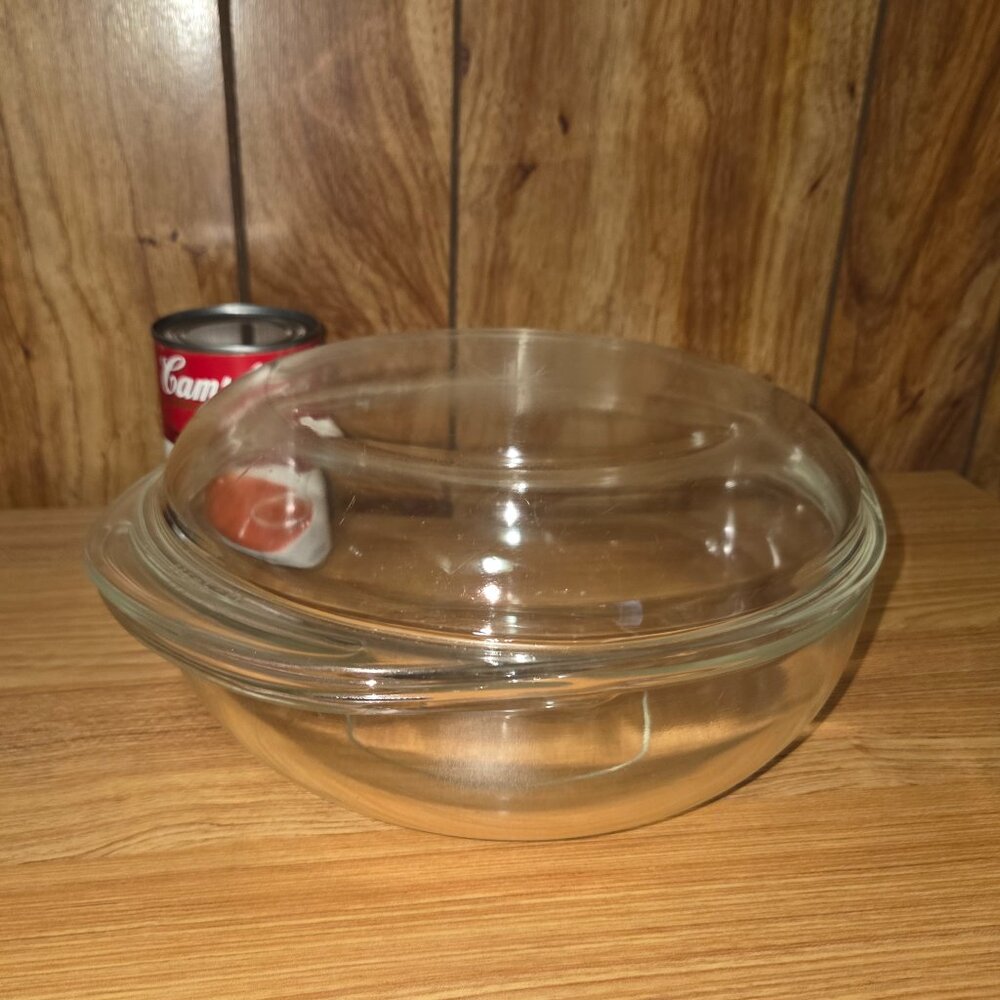 Pyrex 2quart Glass Casserole Dish with lid